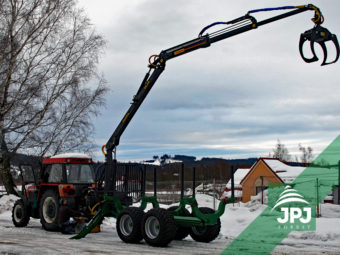 Vyvážečka Farma CT 8,5-12 G2 + traktor Zetor